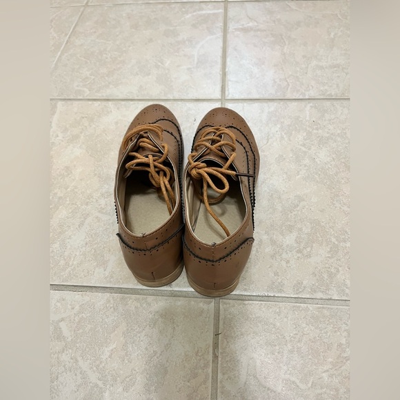 Brogue Lace Up Wing Tip Oxford College Style Flat Shoes - Picture 5 of 9